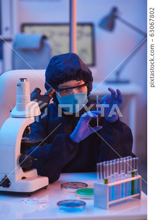 Unrecognizable Medical Worker With Syringe Unrecognizable Medical Worker With Syringe 63067802