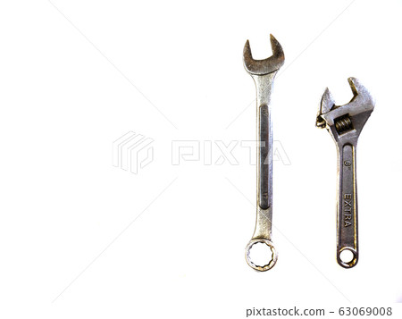 The wrench to repair. Tools for construction. 63069008
