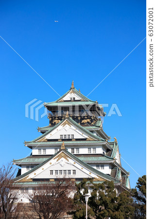 Osaka Castle (Sunny December) Osaka Castle (Sunny December) 63072001