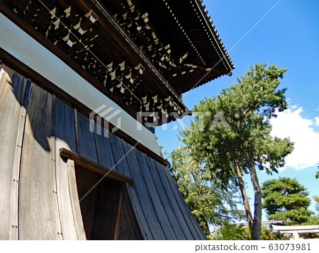 束草寺鐘樓本農塔 63073981