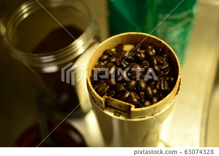 景觀磨咖啡豆 63074328