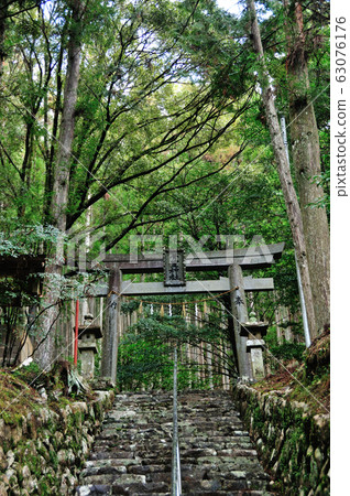 骨神社 63076176