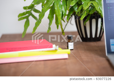 模糊小型辦公椅椅子植物工廠商務辦公遠程辦公場景油 模糊小型辦公椅椅子植物工廠商務辦公遠程辦公場景油 63077226
