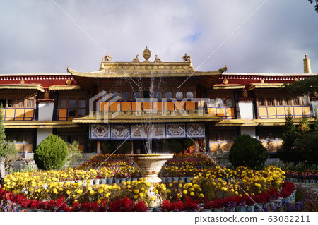 羅布林卡 63082211