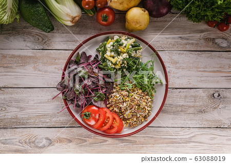 Vegetarian salad with beans, vegetables 63088019
