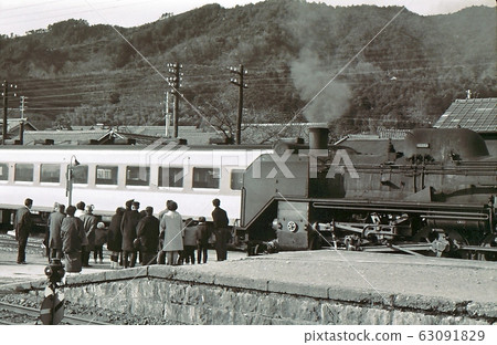 1968年T58山田站宮津線C58牽引京都旅客列車 63091829