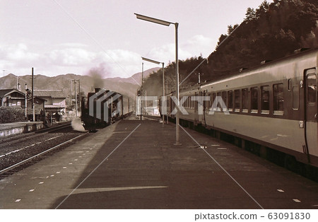 1968年:宮津線C58牽引旅客列車到達天橋立站 1968年:宮津線C58牽引旅客列車到達天橋立站 63091830