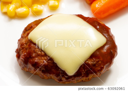 奶酪漢堡包。 奶酪漢堡包。 63092061