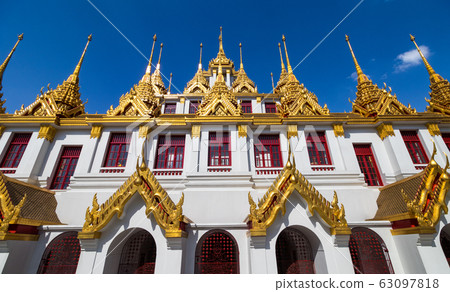 Metal Castle (Wat Ratchanatdaram Worawihan) 63097818