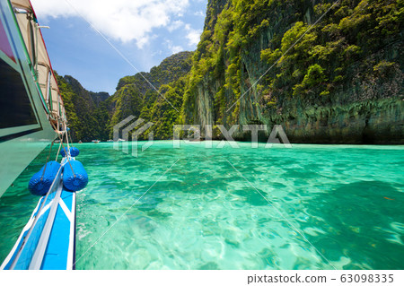 Speed Boat 63098335