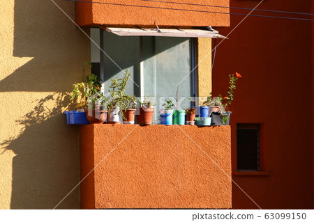 window, wall, old 63099150