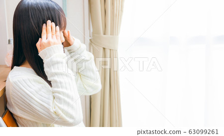 16:9頭痛婦女各種頭痛的困擾 16:9頭痛婦女各種頭痛的困擾 63099261