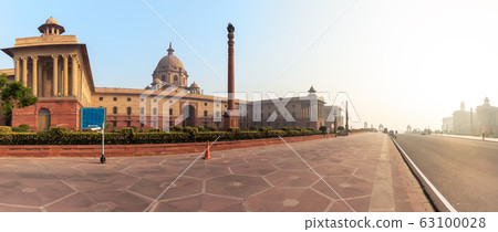 Rashtrapati Bhavan, the official residence of the President of India, New Dehli morning panorama Rashtrapati Bhavan, the official residence of the President of India, New Dehli morning panorama 63100028