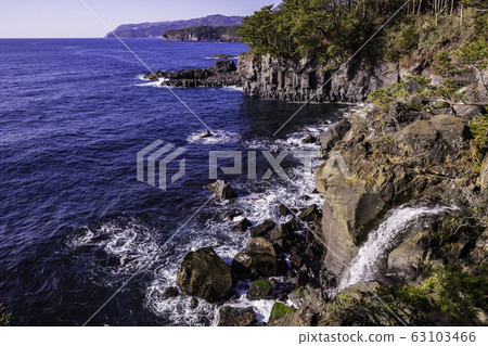 [靜岡縣]東伊豆/城崎海灘台島瀑布 63103466