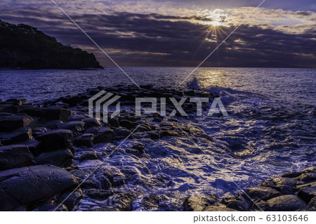 [Shizuoka Prefecture] Higashiizu / Jogasaki Beach Dawn of Oyodo Koyodo 63103646