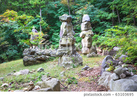 Stone tower 63103695