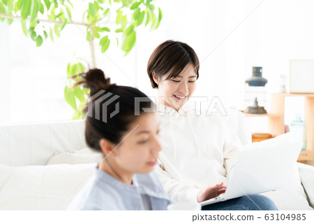 Women Computers Friends Global Women Computers Friends Global 63104985
