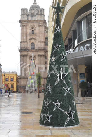 Malaga white houses and Christmas tree Malaga white houses and Christmas tree 63106159