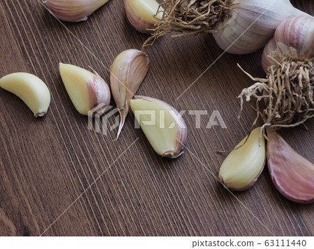 Korean Fresh Organic Vegetable Garlic 63111440