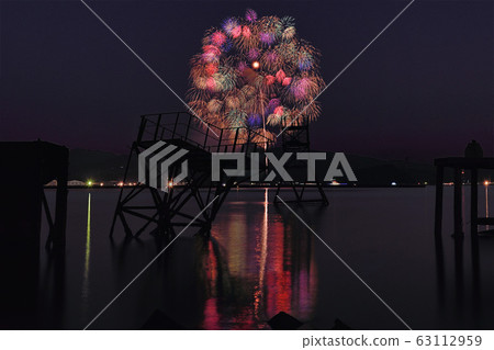 Imari Bay Fireworks 63112959