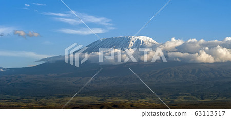 Snow on top of Mount Kilimanjaro in Amboseli 63113517