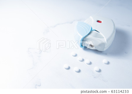 Asthma, allergies, drugs 63114233