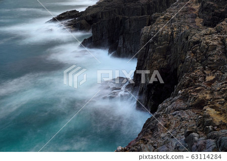 Motonosumi Shrine 63114284