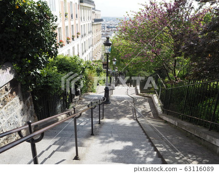 Stairs of Montmartre in Paris 63116089