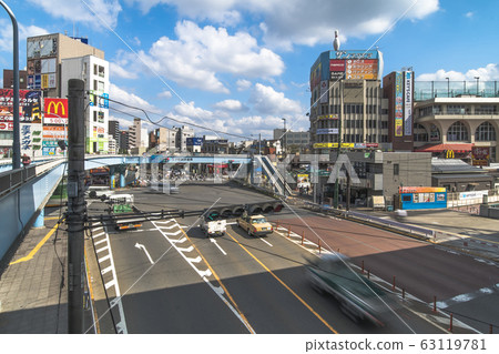 [Tokyo Oji] Police box at the shopping mall at the Oji intersection in front of JR Oji station in the northern district of Tokyo. 63119781