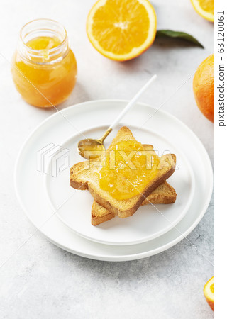 Traditional italian breakfast 63120061