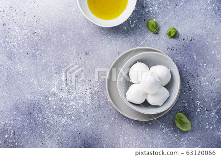 Italian cheese mozzarella Italian cheese mozzarella 63120066