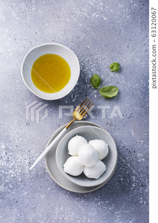 Italian cheese mozzarella Italian cheese mozzarella 63120067