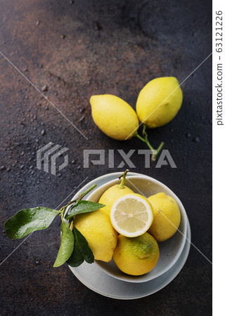 Fresh biological lemons Fresh biological lemons 63121226