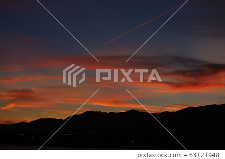 Sunset 63121948