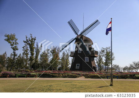 Suncheon Bay National Garden Windmill 63123035