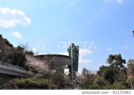 Osaka Prefectural Large Children's House Big Bang Spring Scenery Osaka Prefectural Large Children's House Big Bang Spring Scenery 63125962