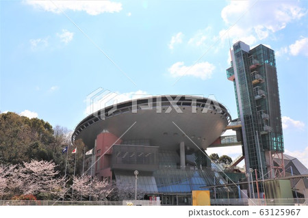 Osaka Prefectural Large Children's House Big Bang Spring Scenery Osaka Prefectural Large Children's House Big Bang Spring Scenery 63125967