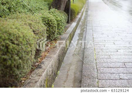Cobblestone sidewalk sidewalk 63129124