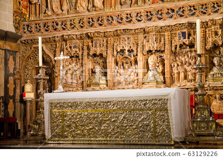 San salvador de la seo Cathedral altarpiece San salvador de la seo Cathedral altarpiece 63129226