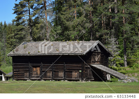 Njardarheimrn/Norway - 20/09/2019: Viking ancient village, old houses in Norway 63133448
