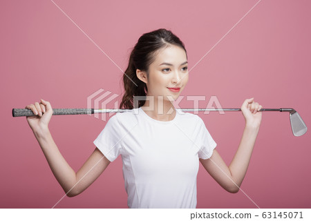 打高爾夫球女子肖像 打高爾夫球女子肖像 63145071