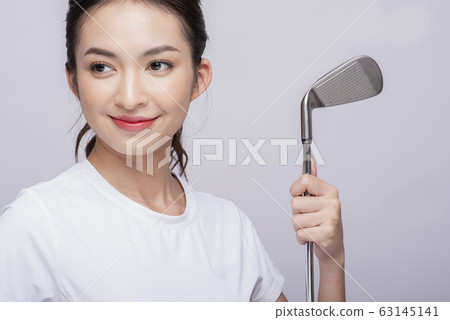 打高爾夫球女子肖像 63145141
