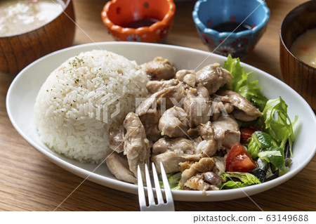Hainan chicken rice Hainan chicken rice 63149688