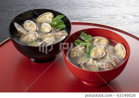 Clam soup 63149826