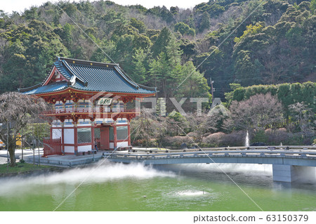[Shouji Temple Sanmon] Aoyama Valley, Minoh City, Osaka Prefecture 63150379