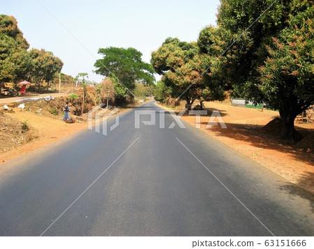 Road in rural Sierra Leone 63151666