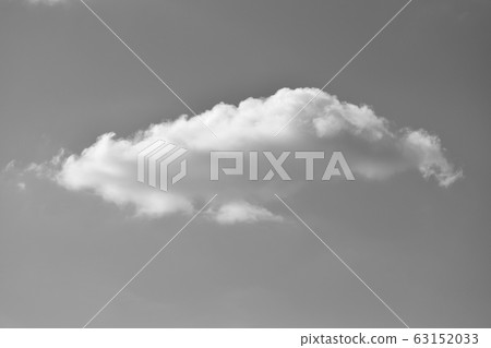 Sky and thousand clouds, floating clouds and blue clouds, flowing white clouds 63152033