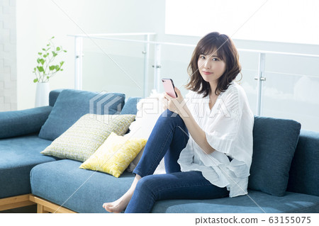 小姐·智能手機 小姐·智能手機 63155075
