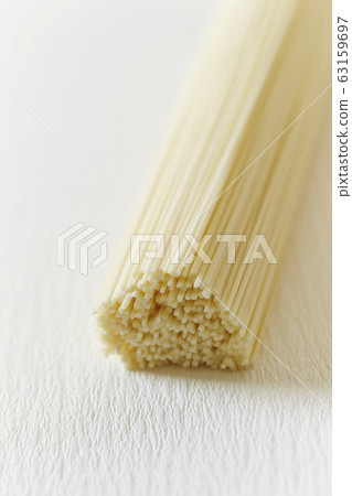 Dried noodles 63159697