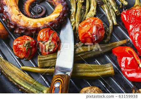 Grilled octopus on the grill Grilled octopus on the grill 63159938